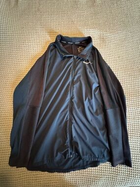 Nike Men’s Navy/purple Full-Zip Windbreaker Dri-fit Jacket